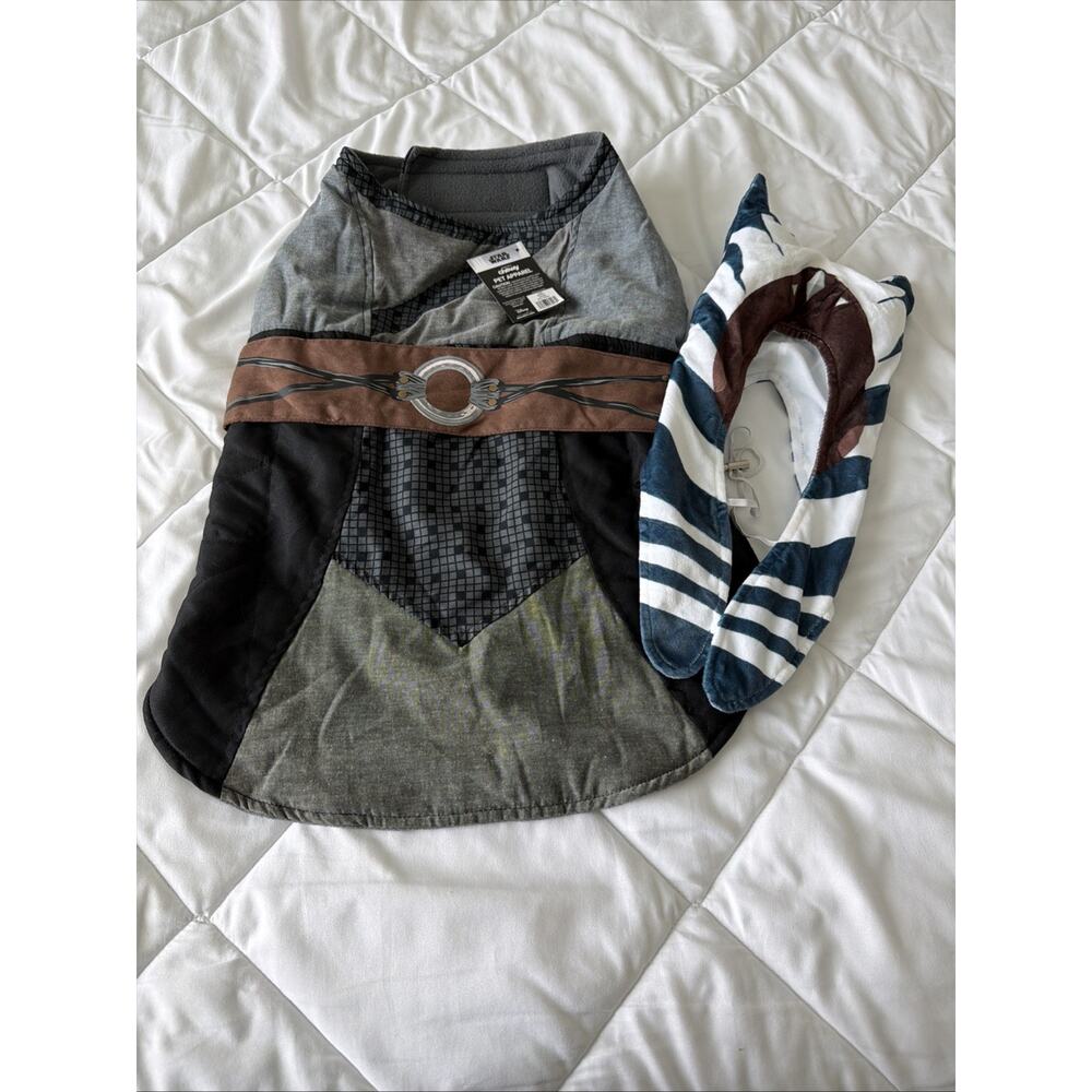 Disney Star Wars Ahsoka Tano Dog’s Costume from Chewy Apparel Large